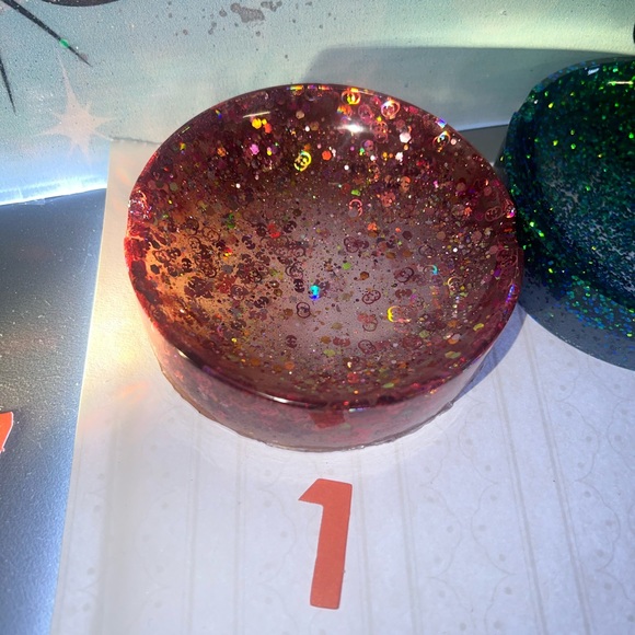 Ashtray - Picture 5 of 6